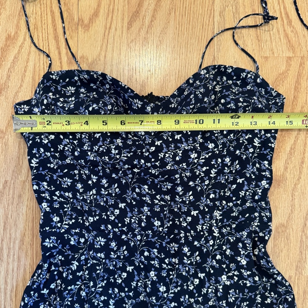 Reformation Saskia fit & flare Navy Floral Mini Dress - Picture 14 of 16